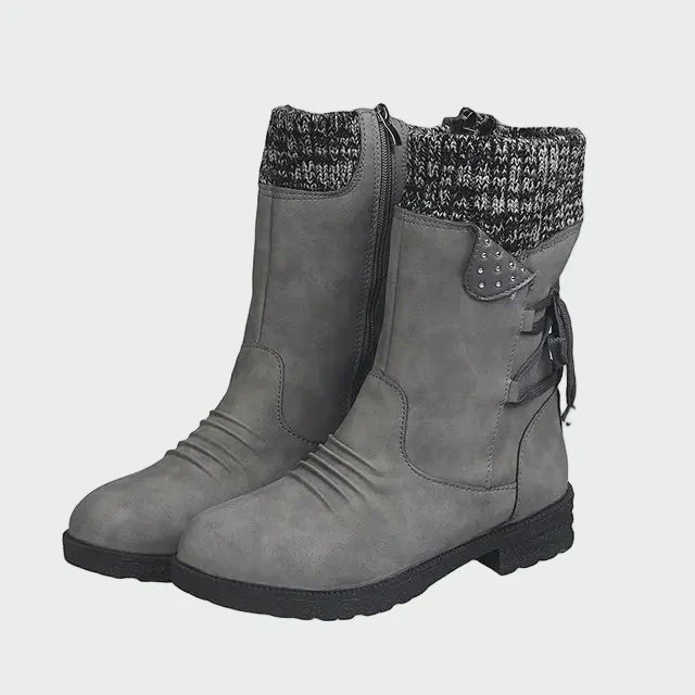 Botas de camurça estilizadas