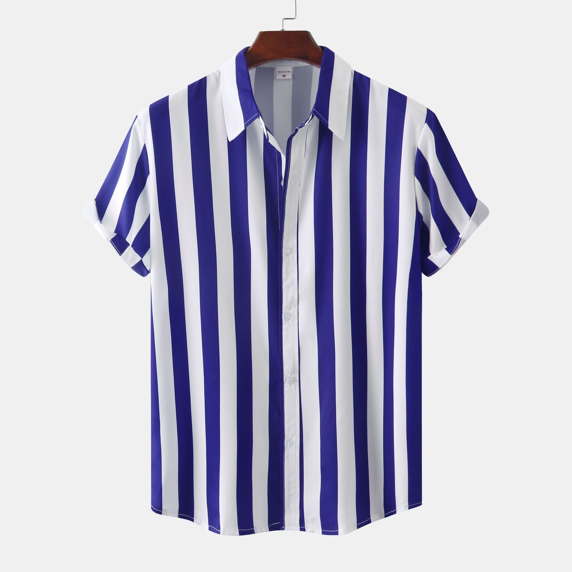 Tomáš – Camisa Masculina com Riscas Verticais