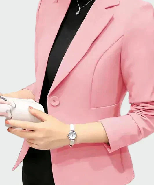 Leontýna - Blazer com corte ideal