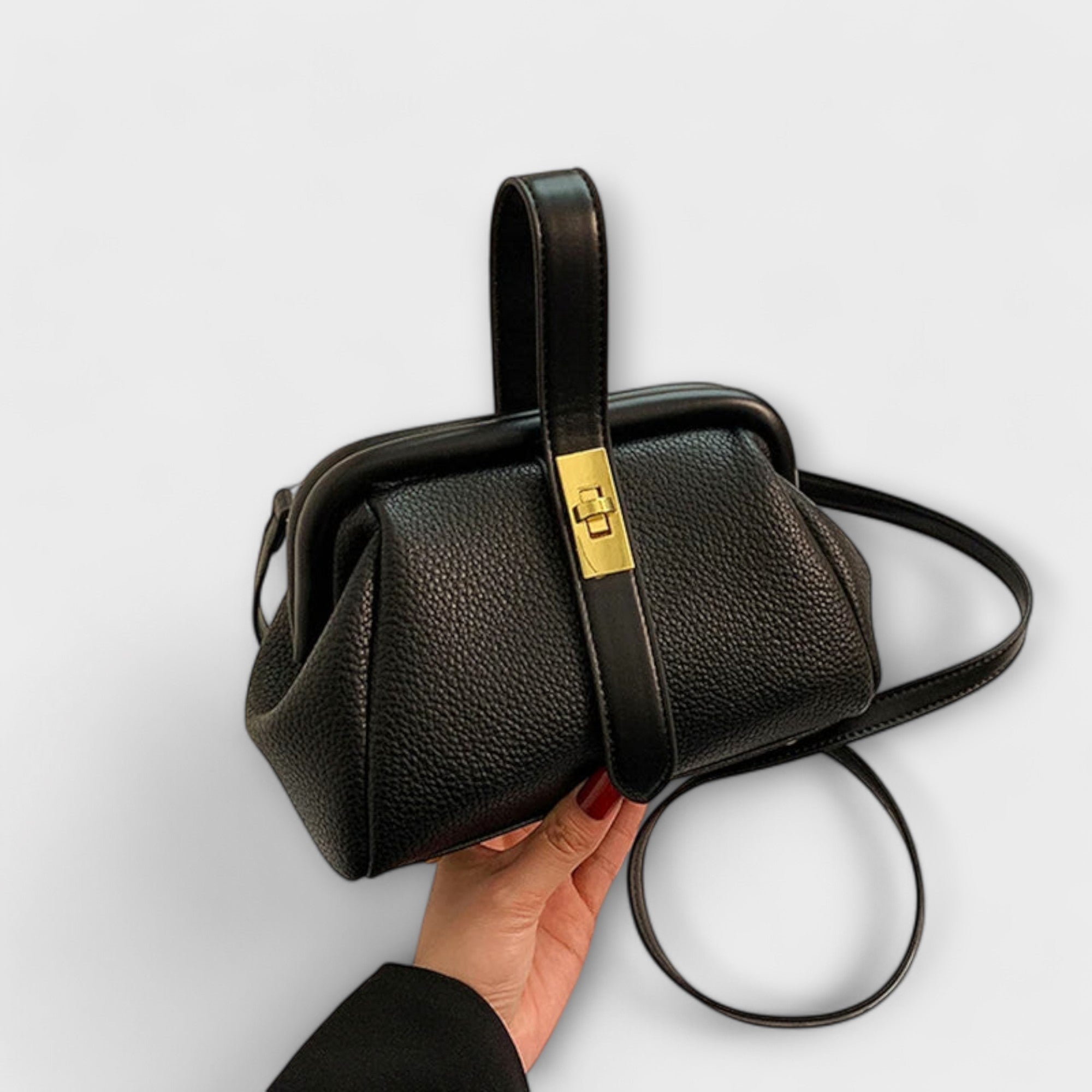 Cécile. - Bolsa retro