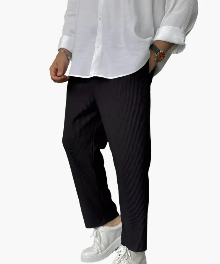 Tomáš – Calças Plissadas Relax Fit Masculinas – Estilo Elegante e Confortável para o Dia-a-Dia e Negócios