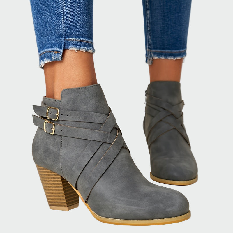 Adéla – Botas de Couro Ortopédicas